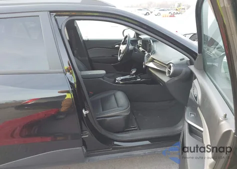 2025 Chevrolet Trax Fwd Activ из США, поврежденный, VIN KL77LKEP3SC152845